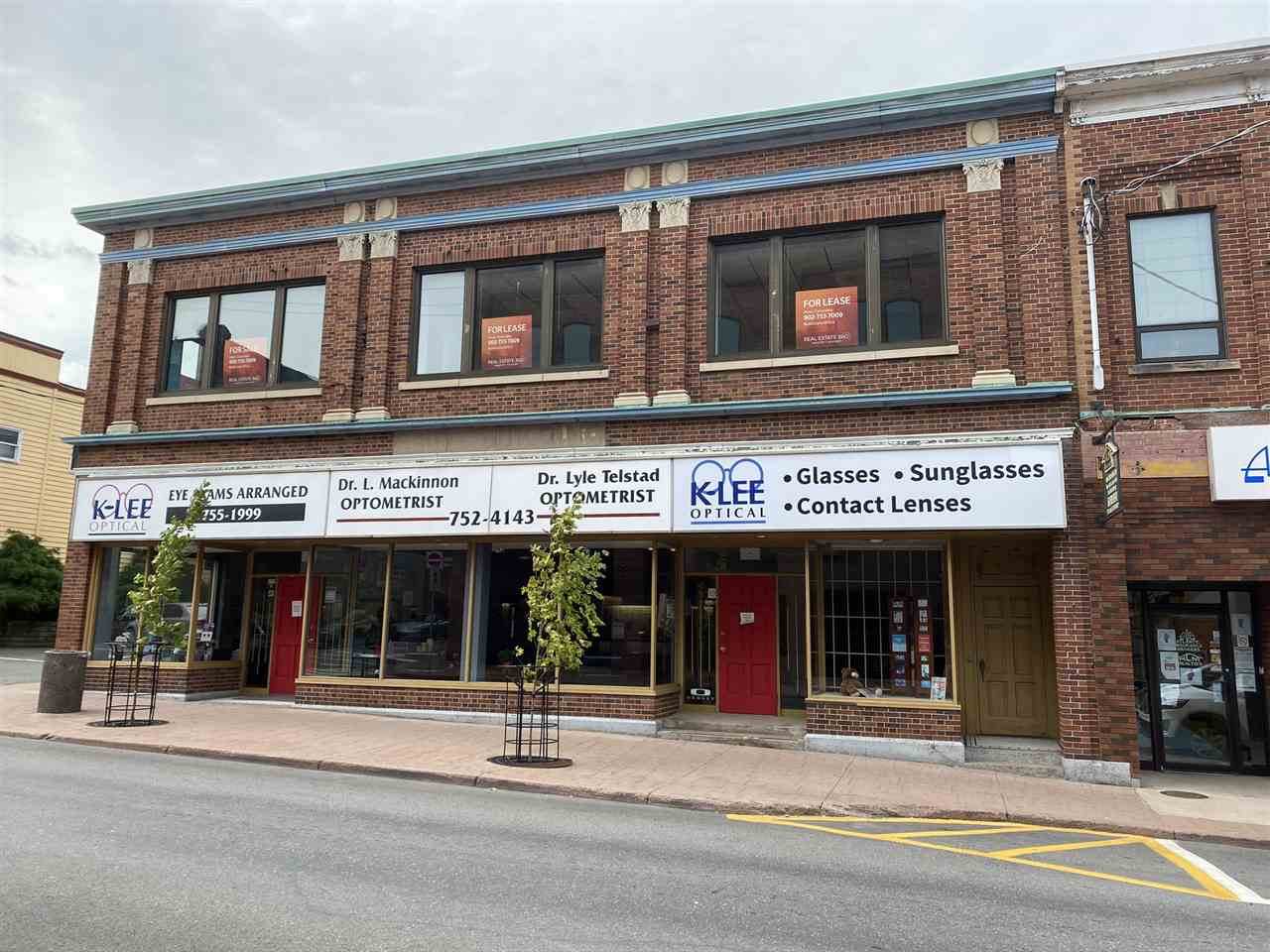 185 Provost Street - Photo 1