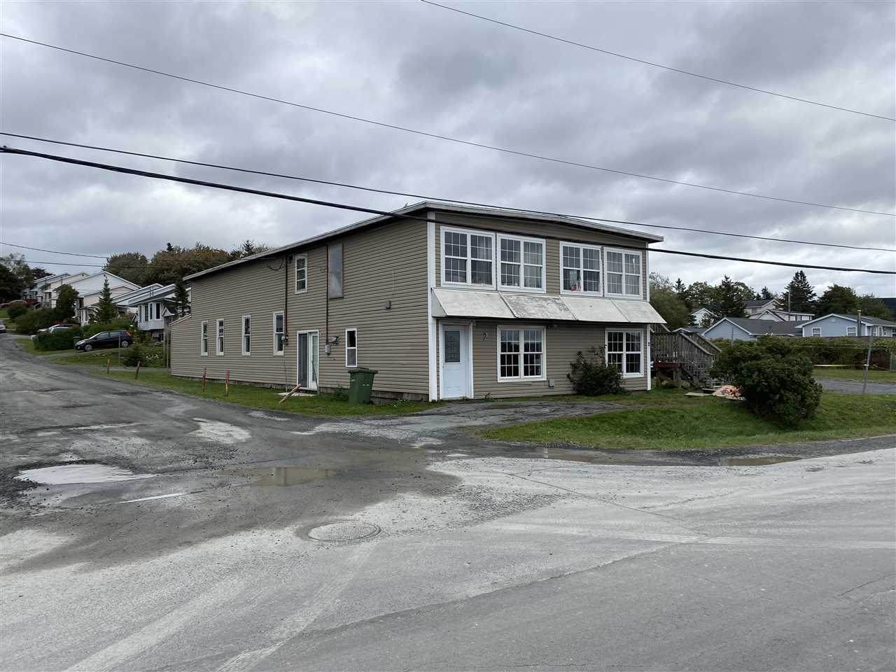 2 Autoport Avenue - Photo 1