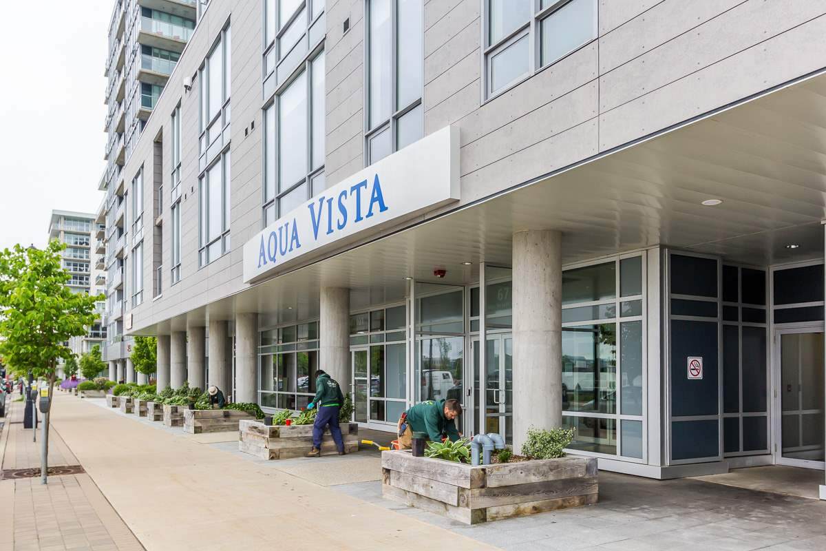 67 Kings Wharf Place - Photo 1