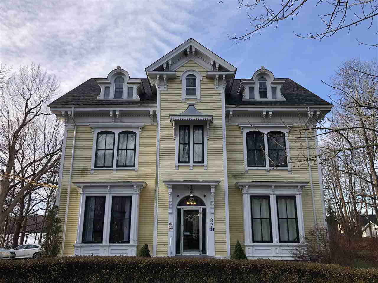 87 Bristol Avenue - Photo 1