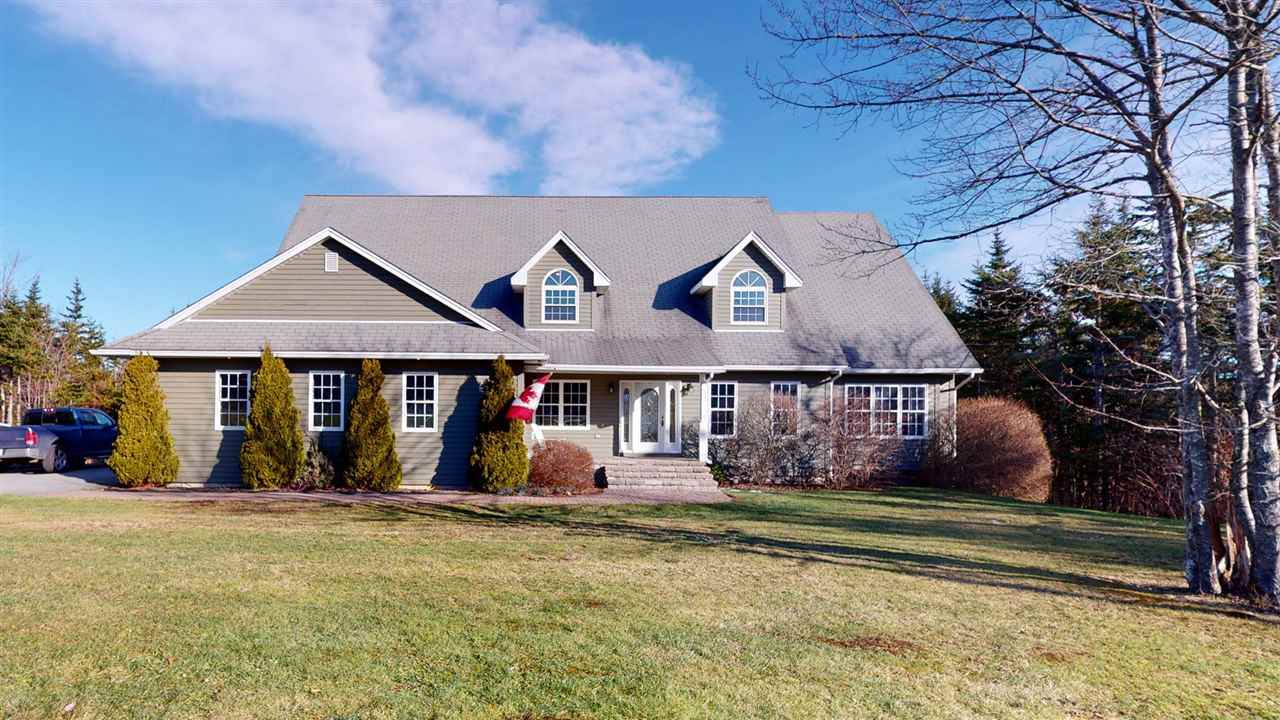 148 Capri Drive - Photo 1