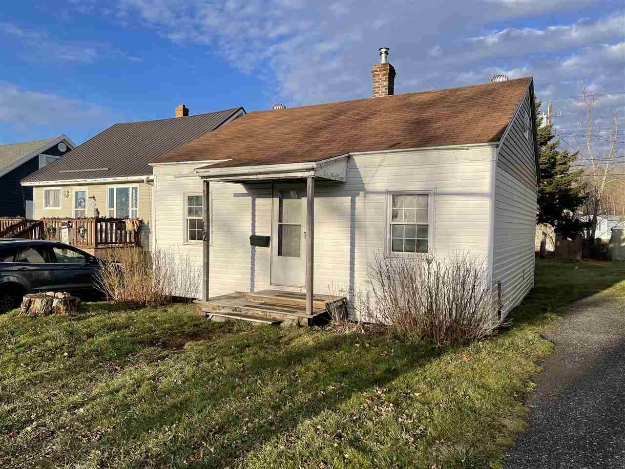 12 Dover Avenue - Photo 1