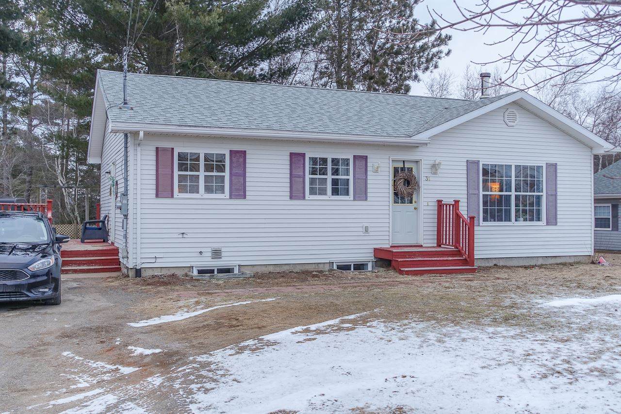 31 Kinsman Avenue - Photo 1