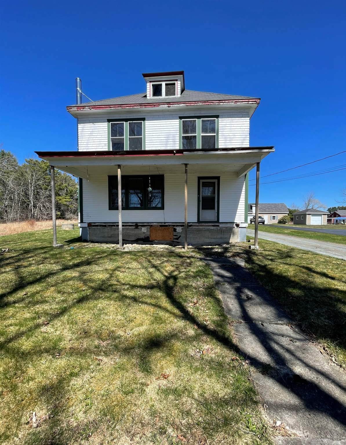 423 Highway 8 - Photo 1