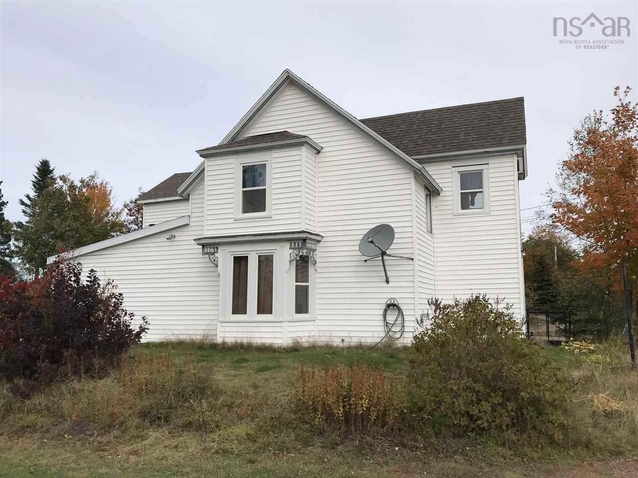 9925 Highway 2 - Photo 1