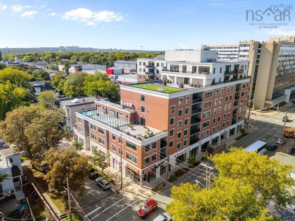 1990 Vernon Street - Photo 1