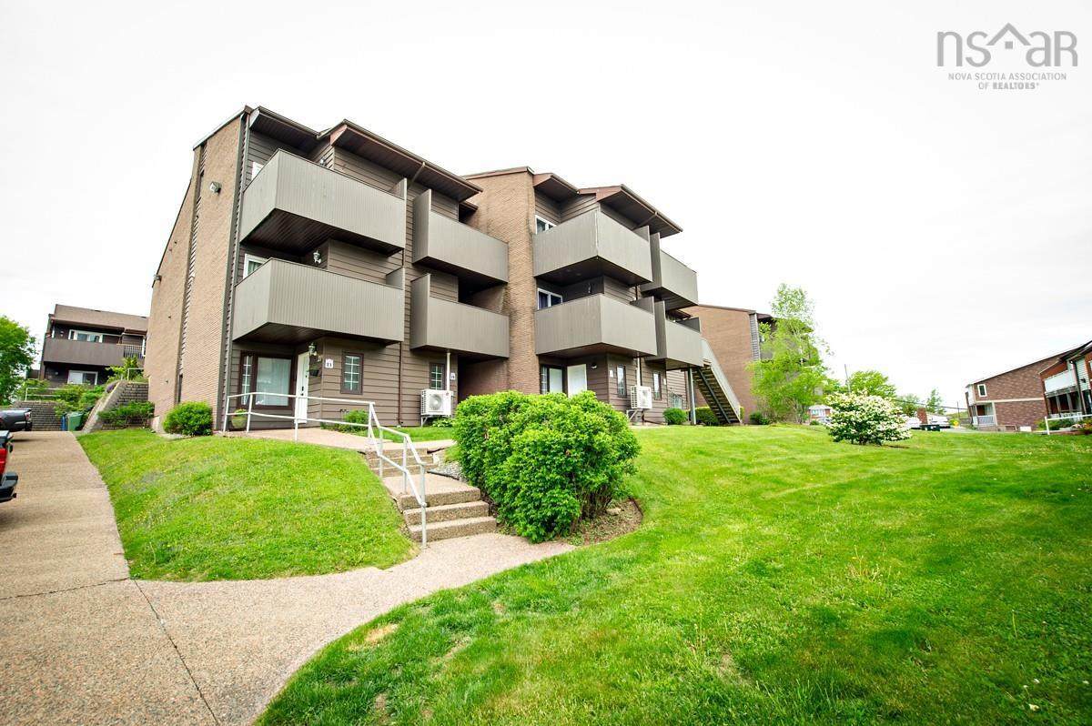 4 Rose Way - Photo 1