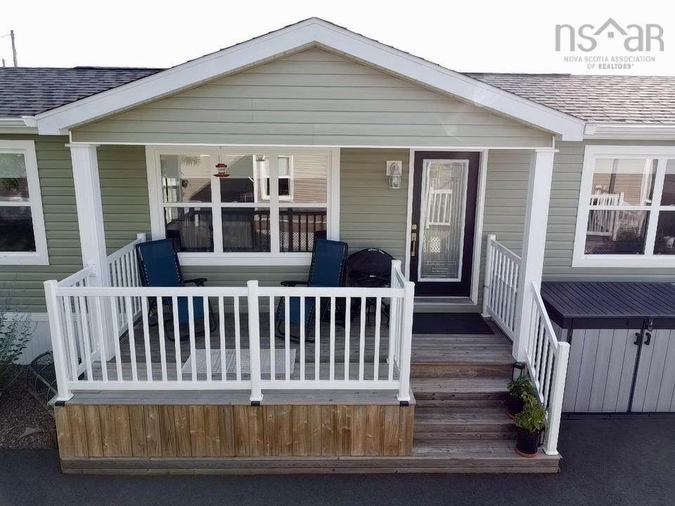56 Merriweather Crescent - Photo 1