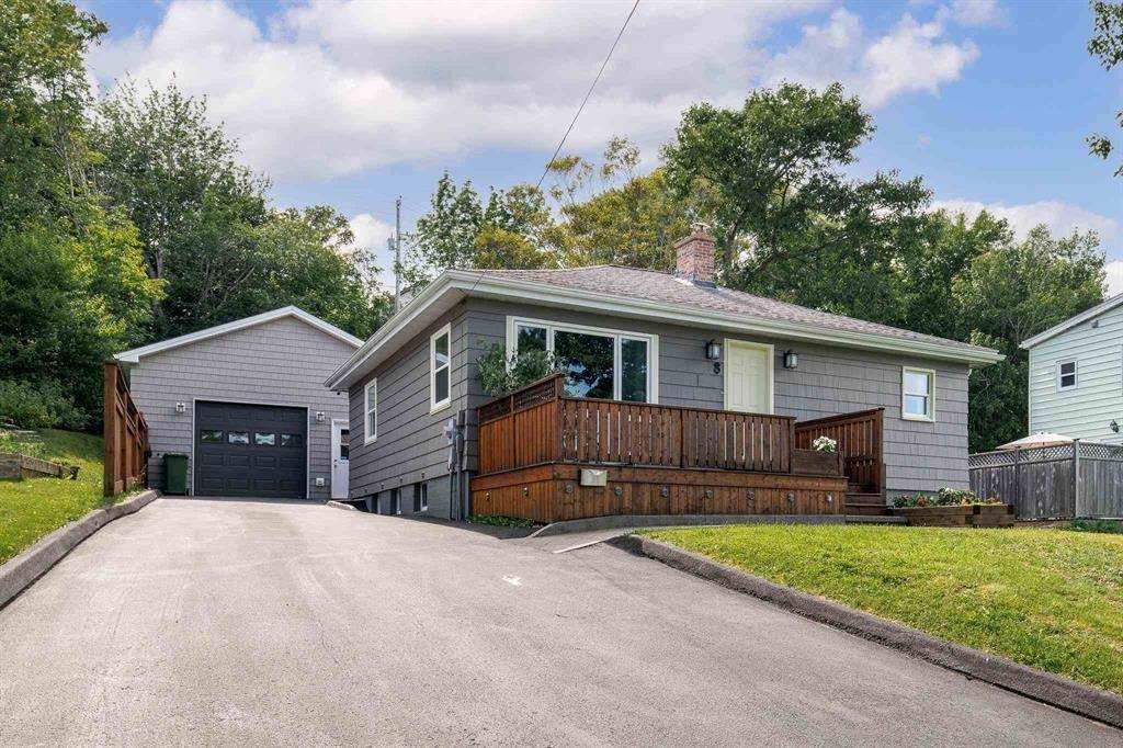 8 Margate Drive - Photo 1