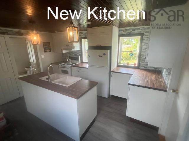 https://bt-photos.global.ssl.fastly.net/novascotia/orig_boomver_3_202504964-2.jpg