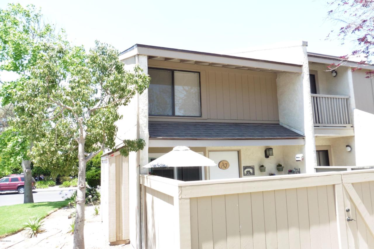 1317 Cypress Avenue - Photo 1