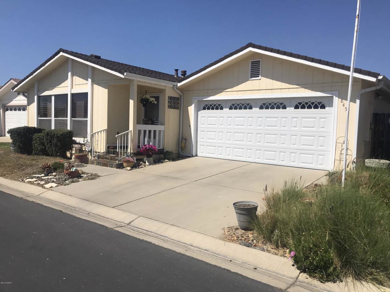 845 Vista Del Rio - Photo 1