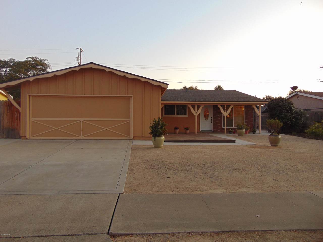 446 Jullien Drive - Photo 1
