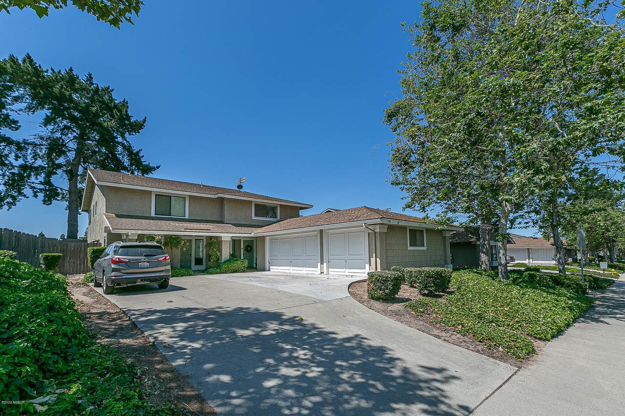 1186 Foster Road - Photo 1
