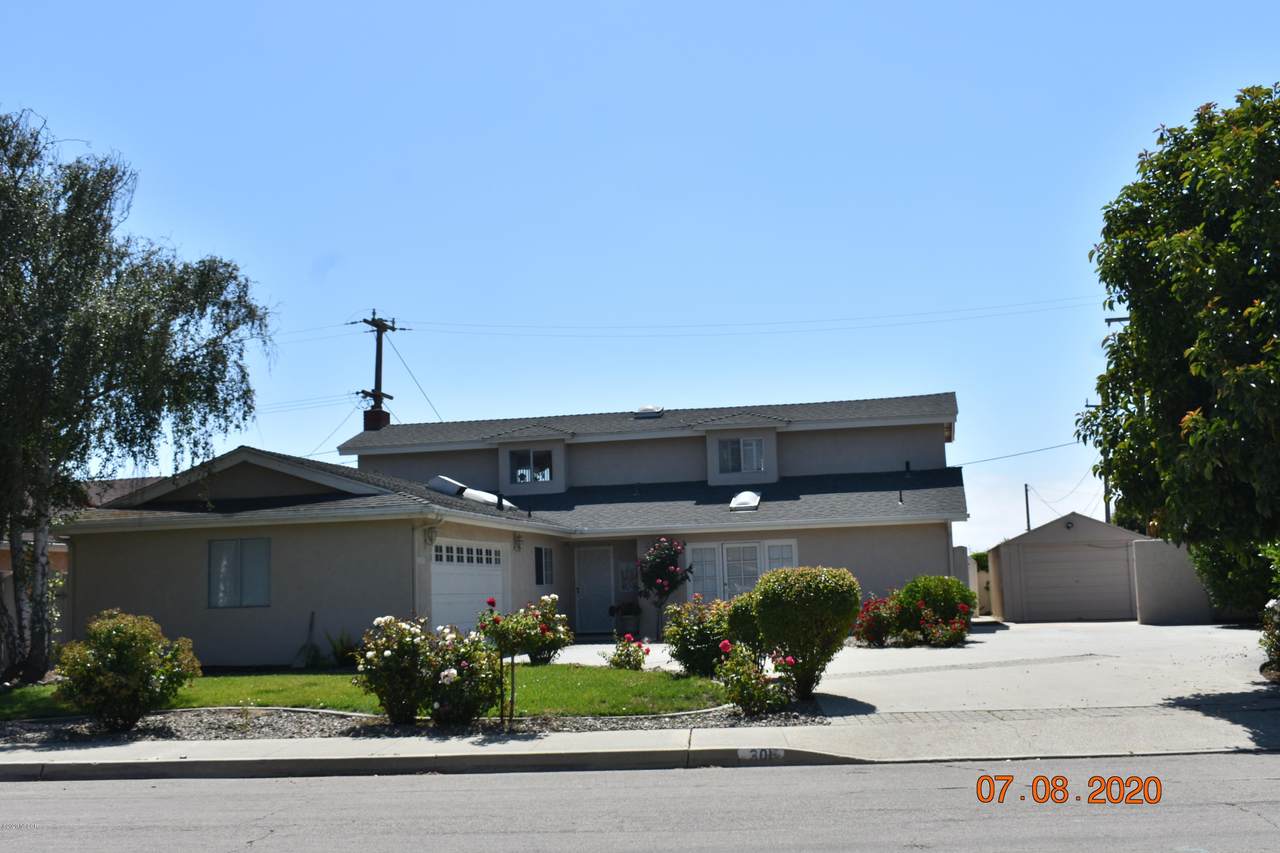 301 2nd Street - Photo 1