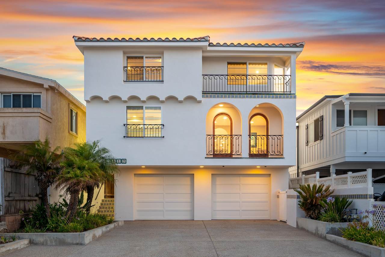 817 Ocean Drive - Photo 1