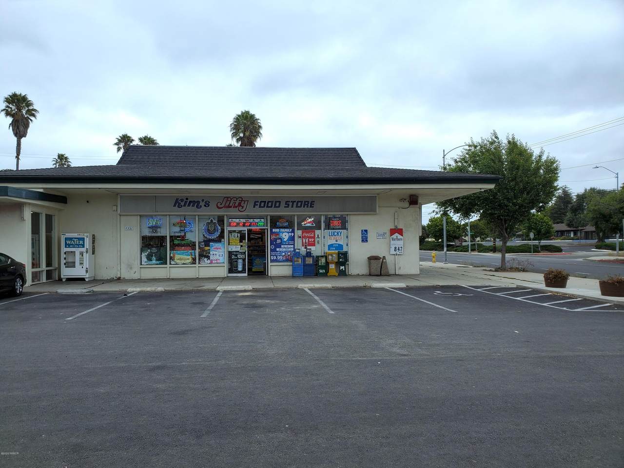 1002 H Street - Photo 1