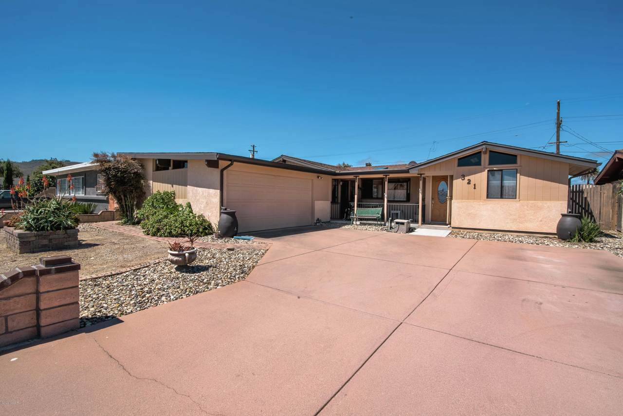 321 Daisy Street - Photo 1