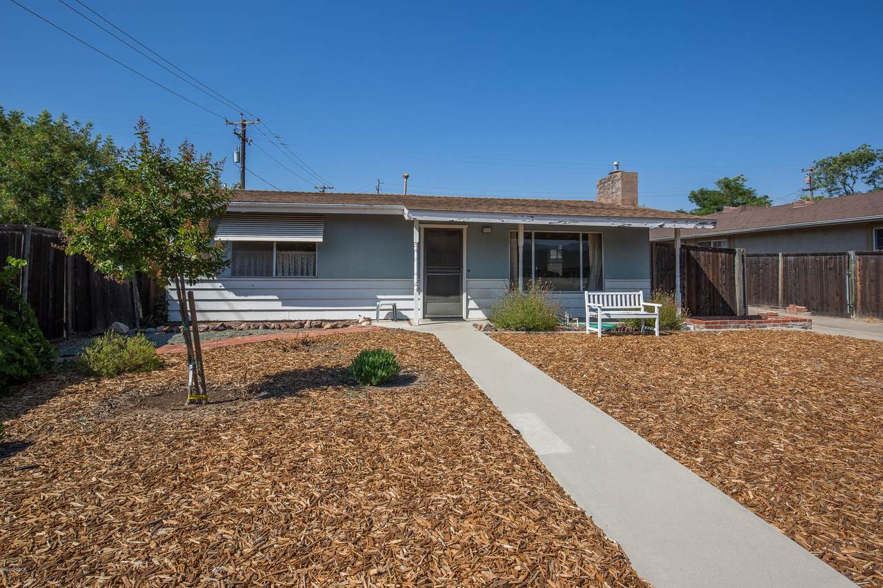 1605 Maple Avenue - Photo 1