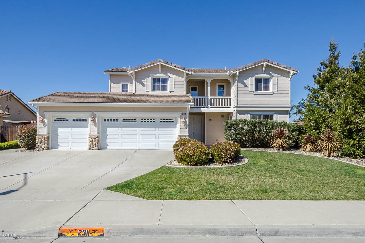 2311 Maravilla - Photo 1