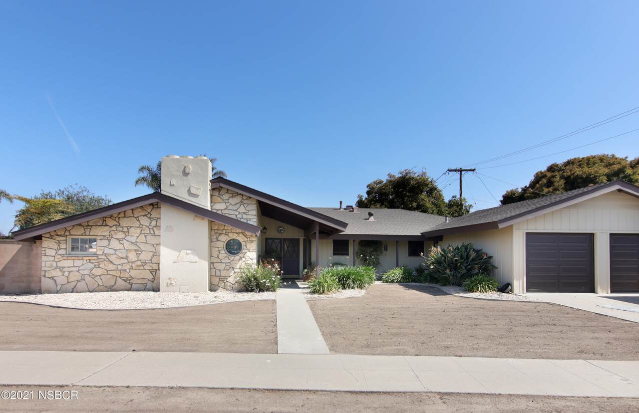 1035 Fesler Street - Photo 1