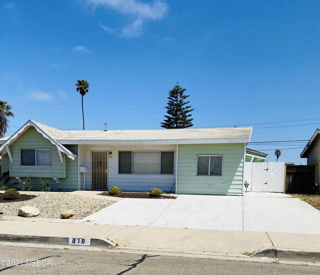 819 Harding Avenue - Photo 1