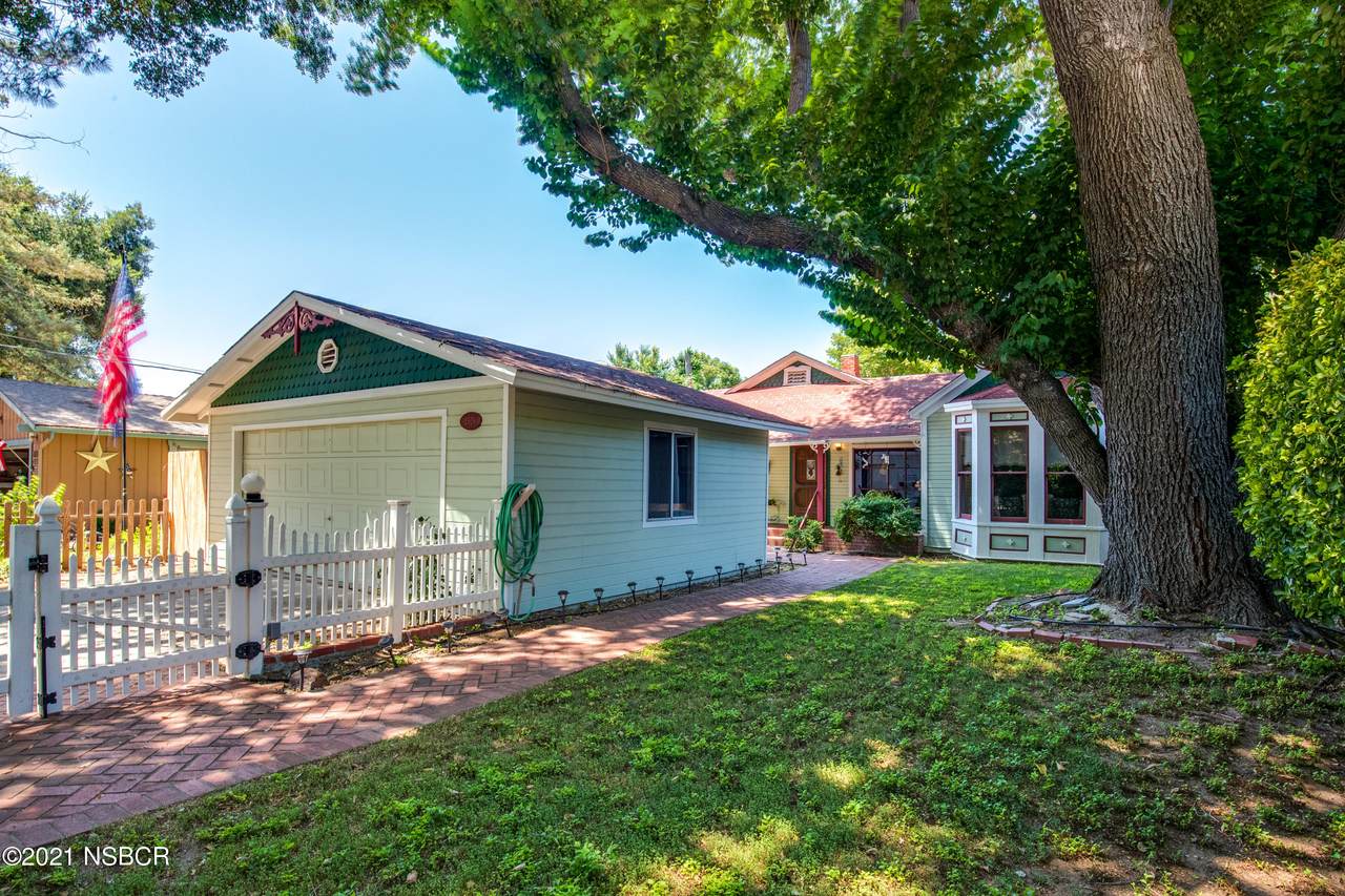 2529 Baseline Avenue - Photo 1