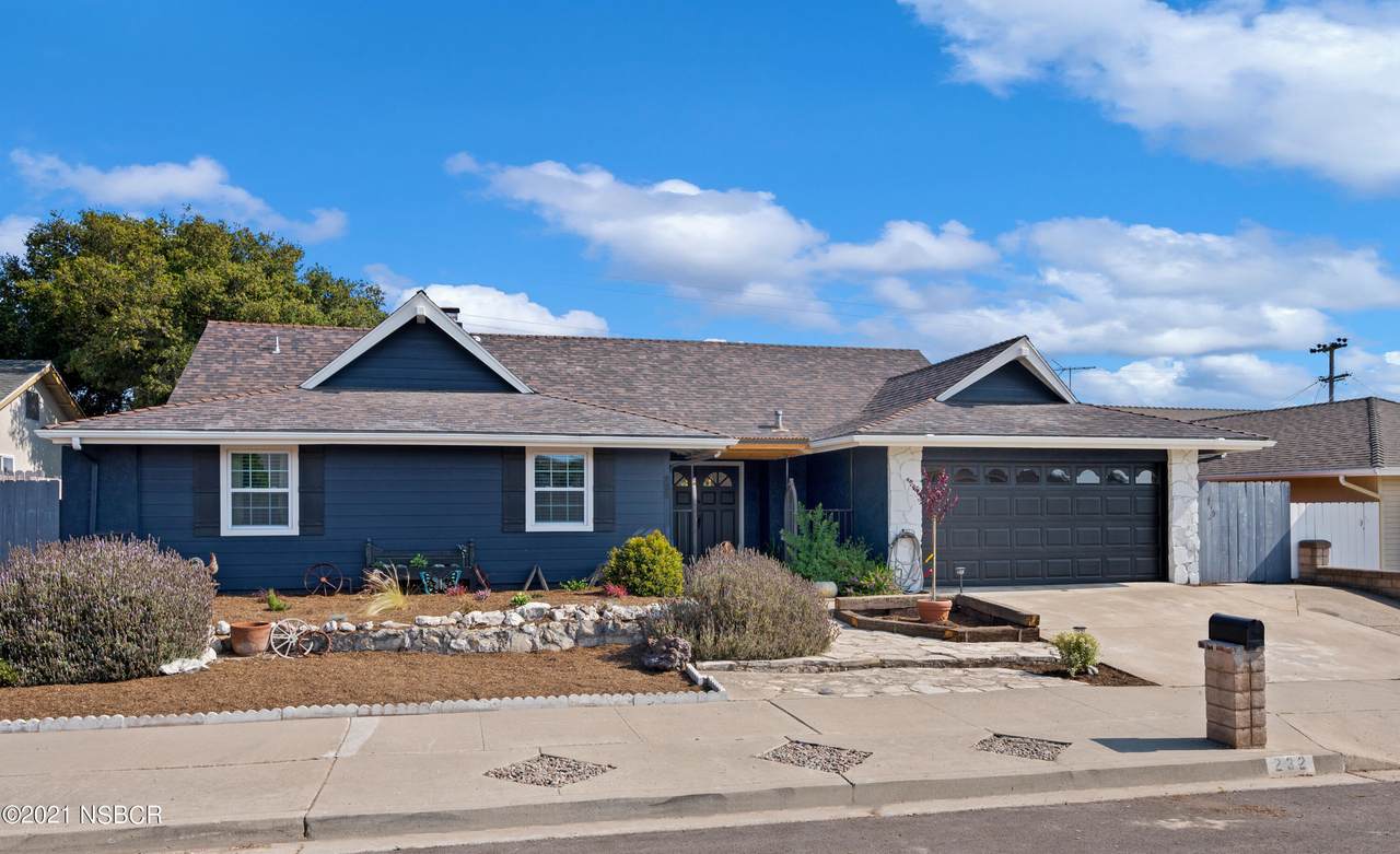 232 Vega Avenue - Photo 1