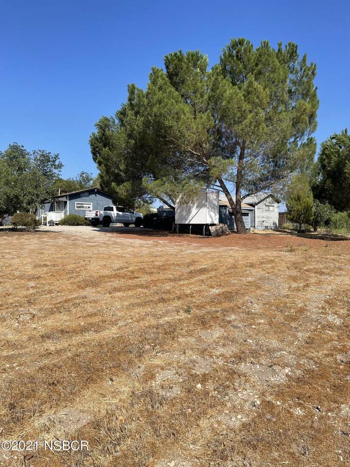 3025 Lucky Lane - Photo 1