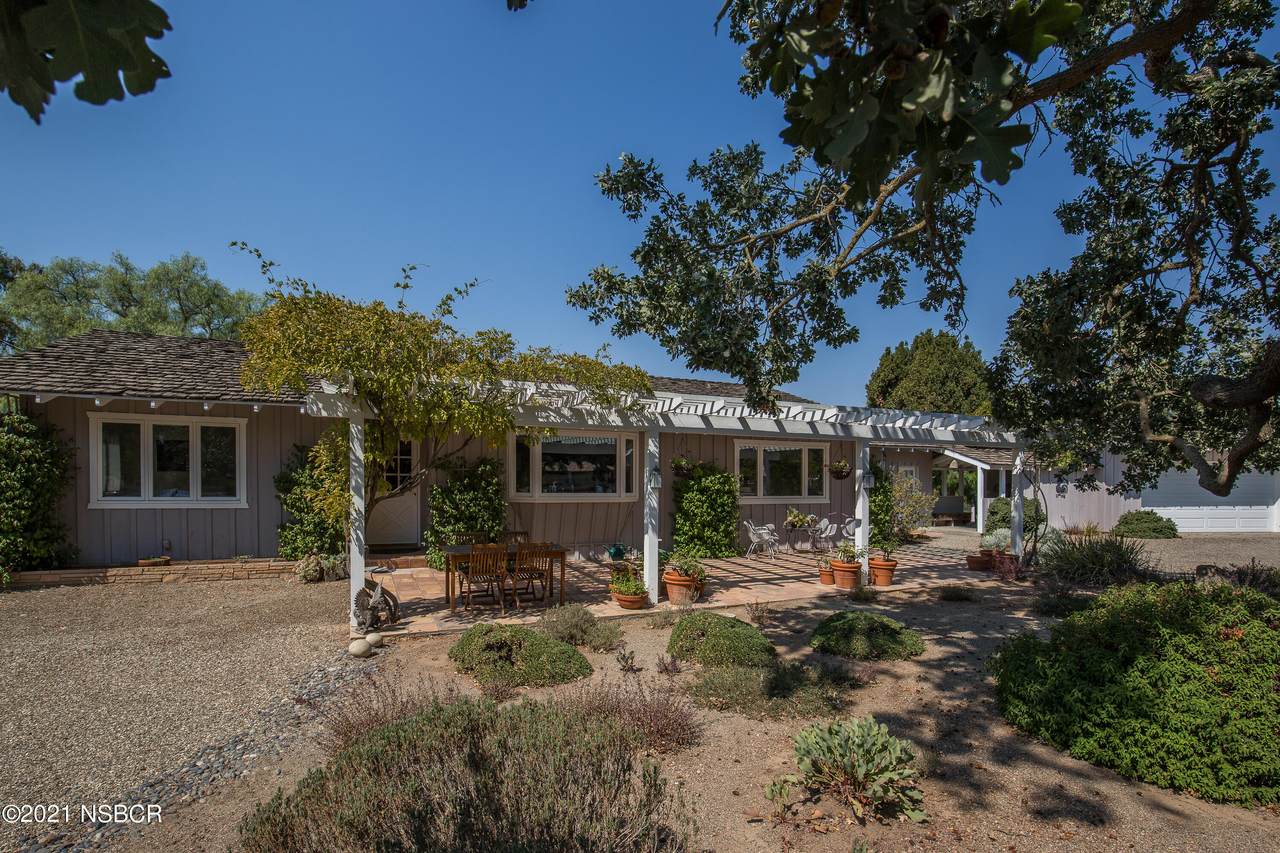 1637 Calzada Avenue - Photo 1