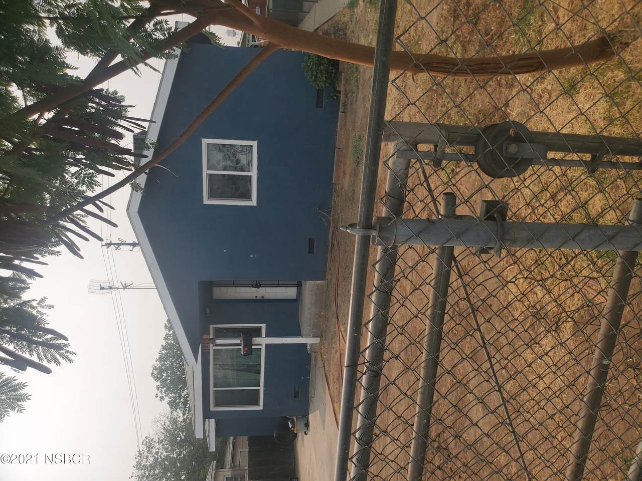 1213 Woodrow - Photo 1
