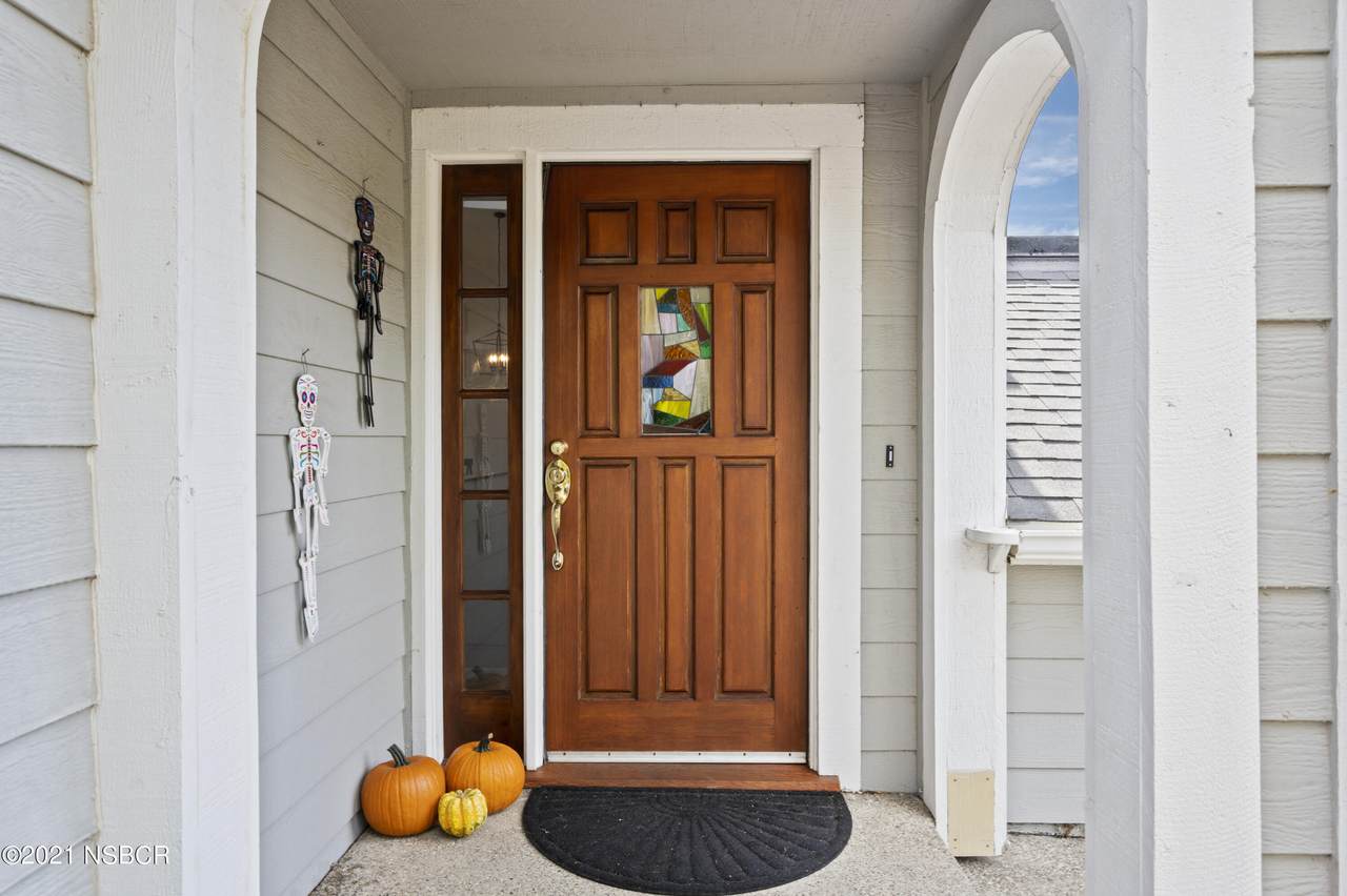 736 Hillside Drive - Photo 1