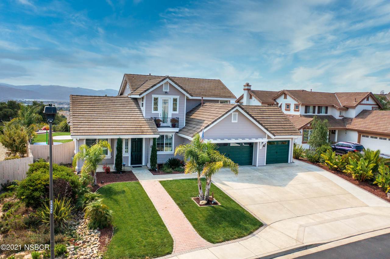 772 Tamarisk Drive - Photo 1