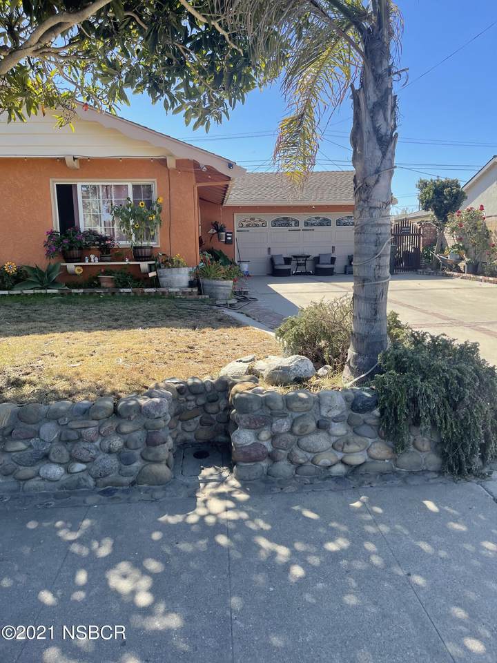 934 Cox Lane - Photo 1