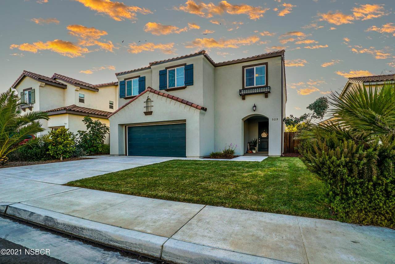 323 Fuente Drive - Photo 1
