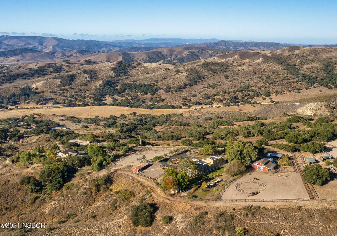 1833 Cougar Ridge Road - Photo 1