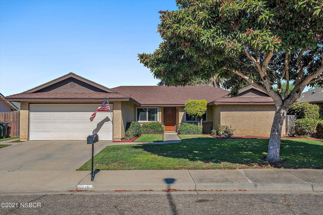 301 Bell Avenue - Photo 1