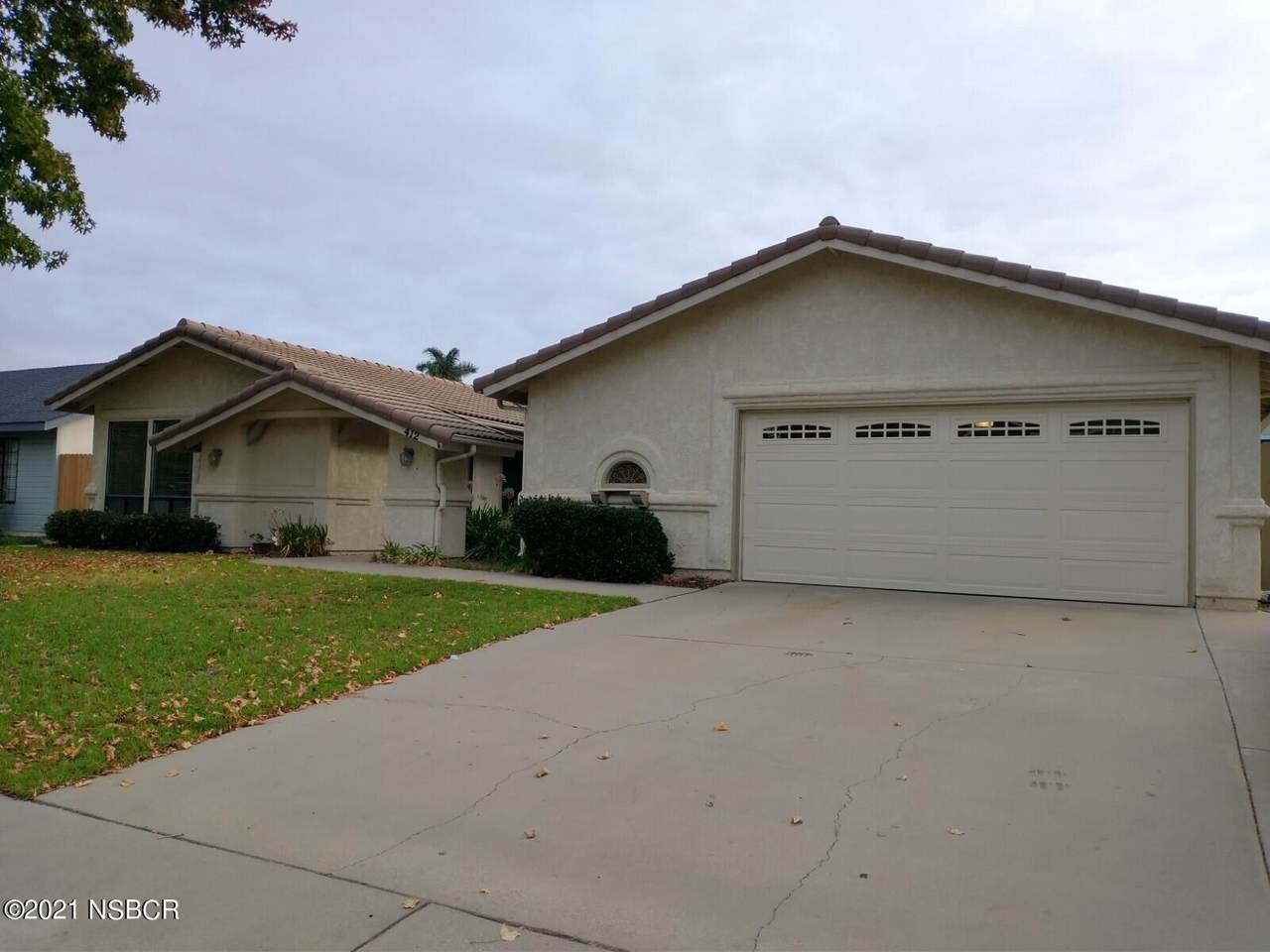 412 Tiffany Drive - Photo 1