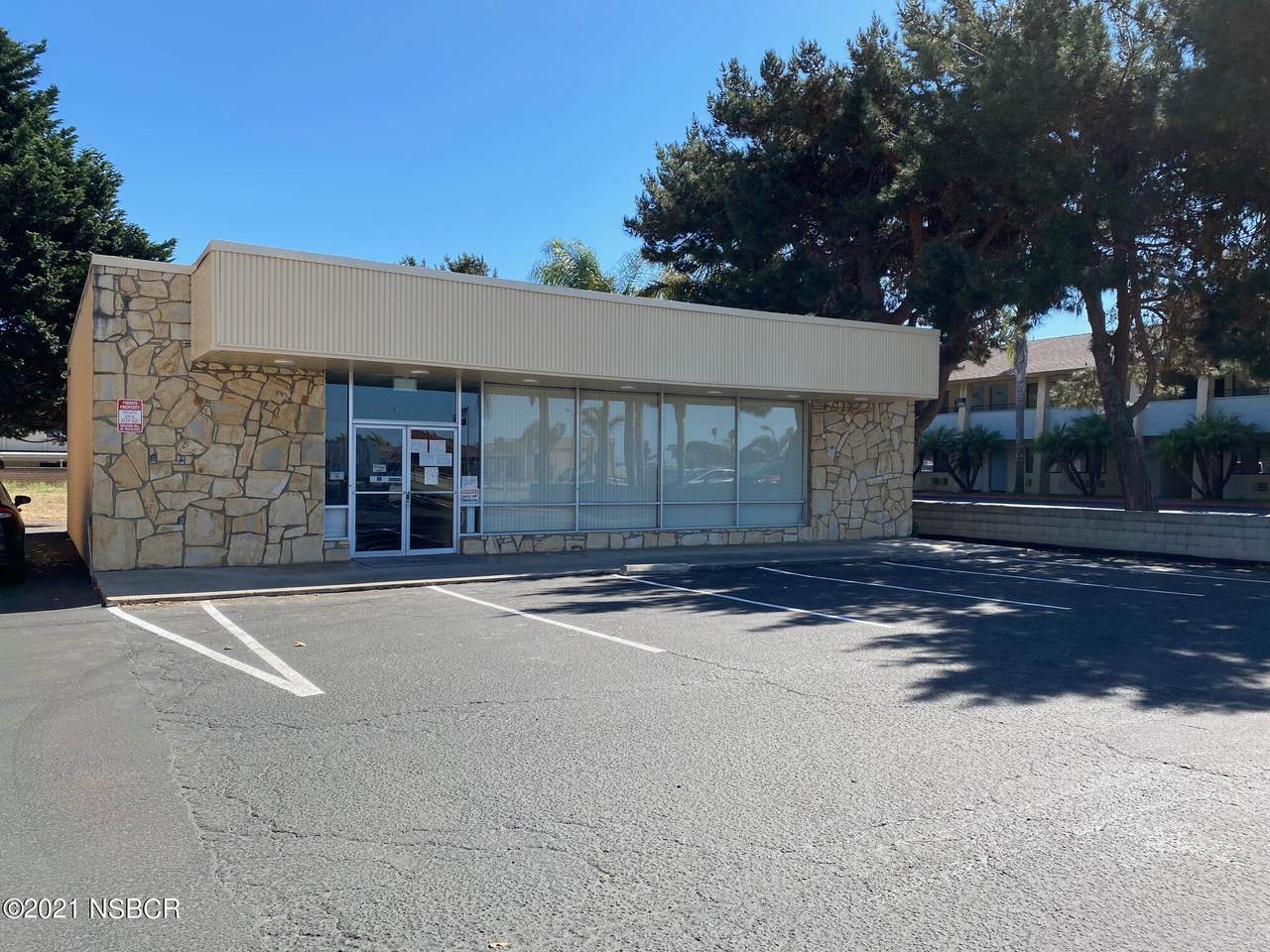 1000 Ocean Avenue - Photo 1