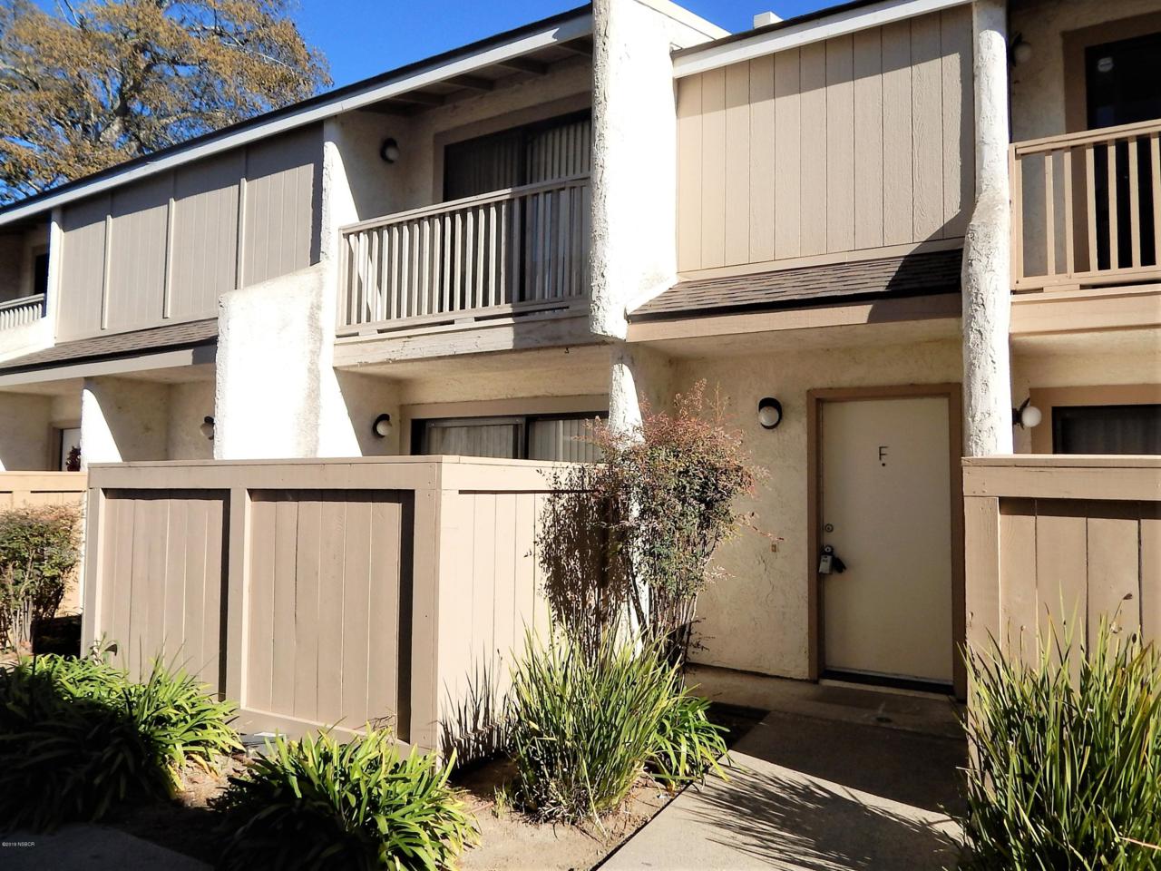 1205 Cypress Avenue - Photo 1