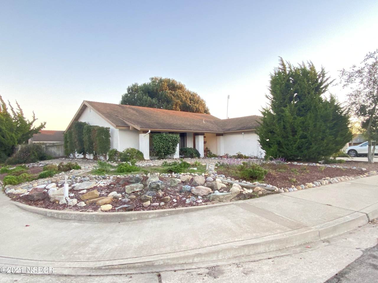4405 Capricorn Court - Photo 1