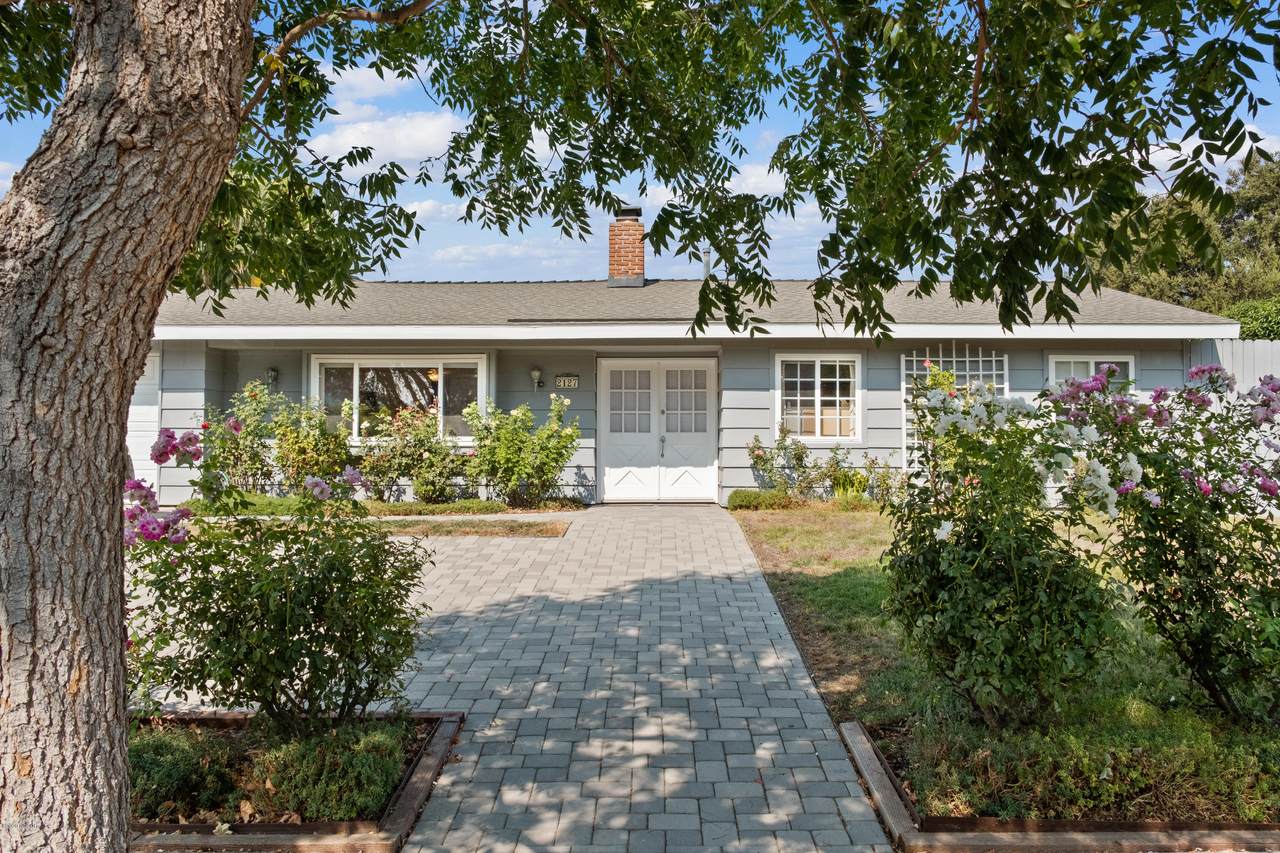 2127 Holly Lane - Photo 1