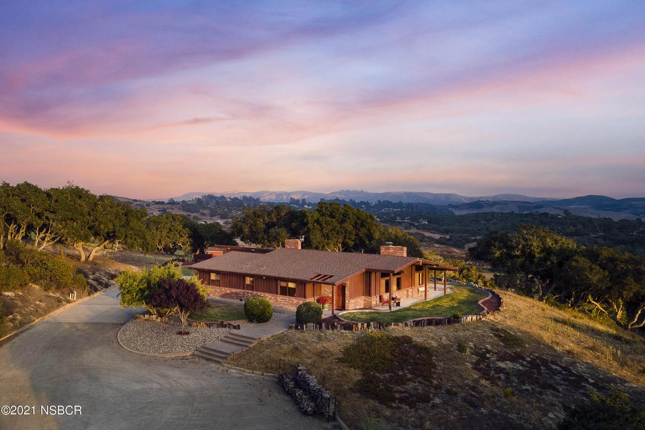 2770 Flora Road - Photo 1