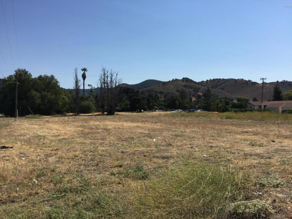 575 Bell Street - Photo 1