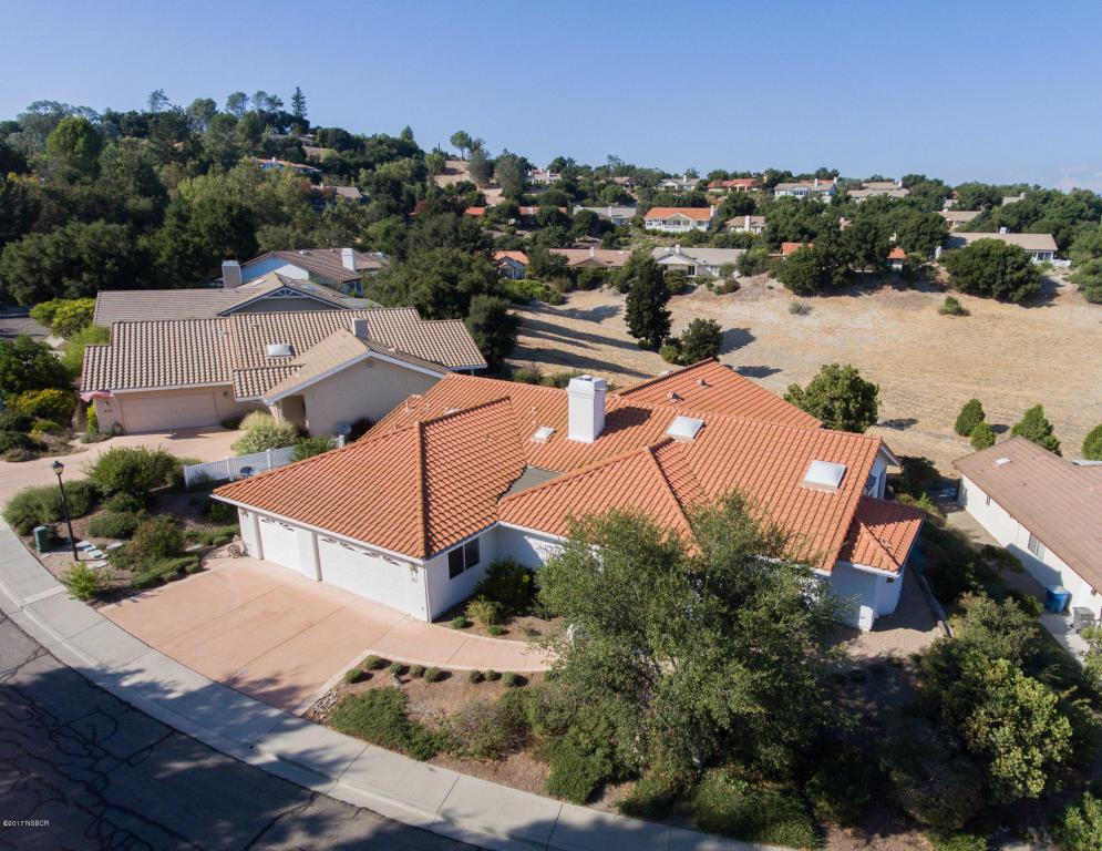 612 Hillside Drive - Photo 1