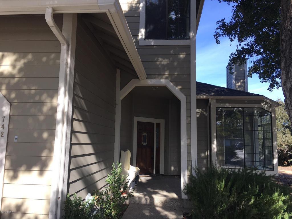 742 Hillside Drive - Photo 1