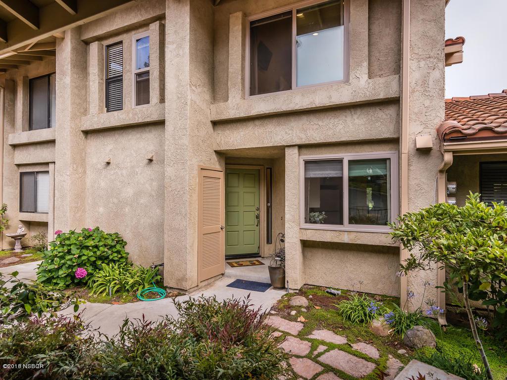 1465 Golf Course Lane - Photo 1
