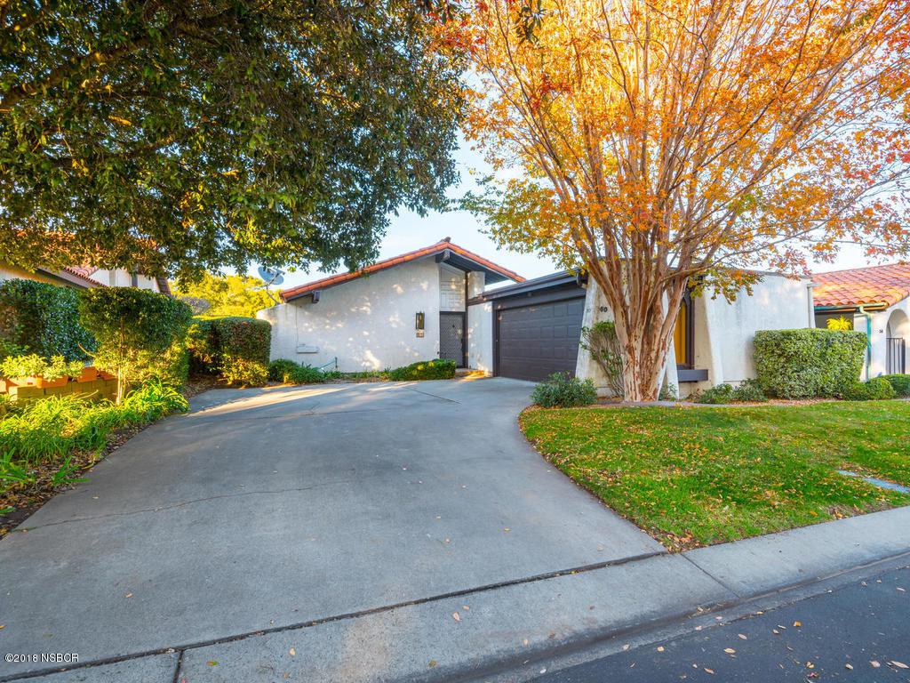 60 Stanford Circle - Photo 1