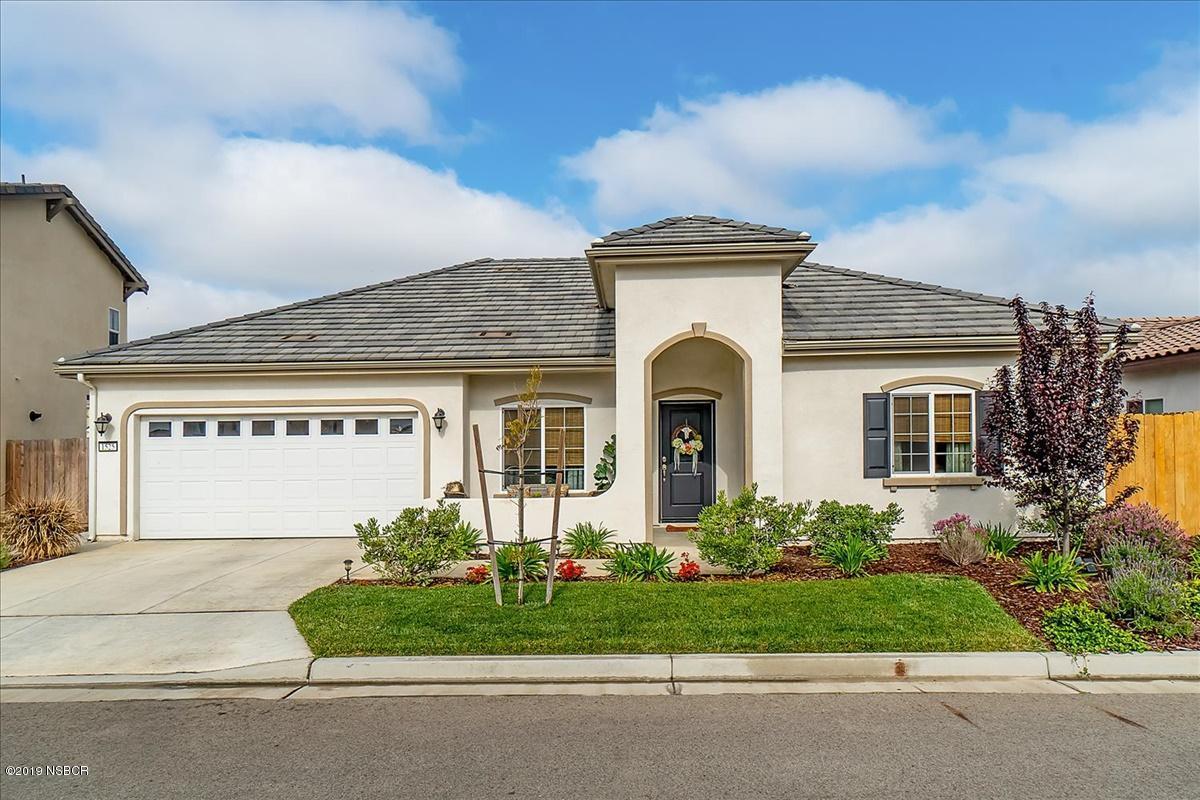 1525 Penn Court - Photo 1