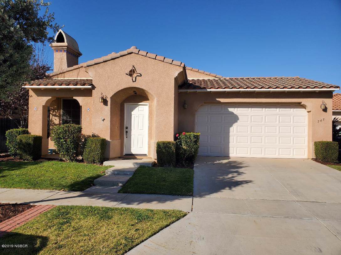 743 Damask Court - Photo 1